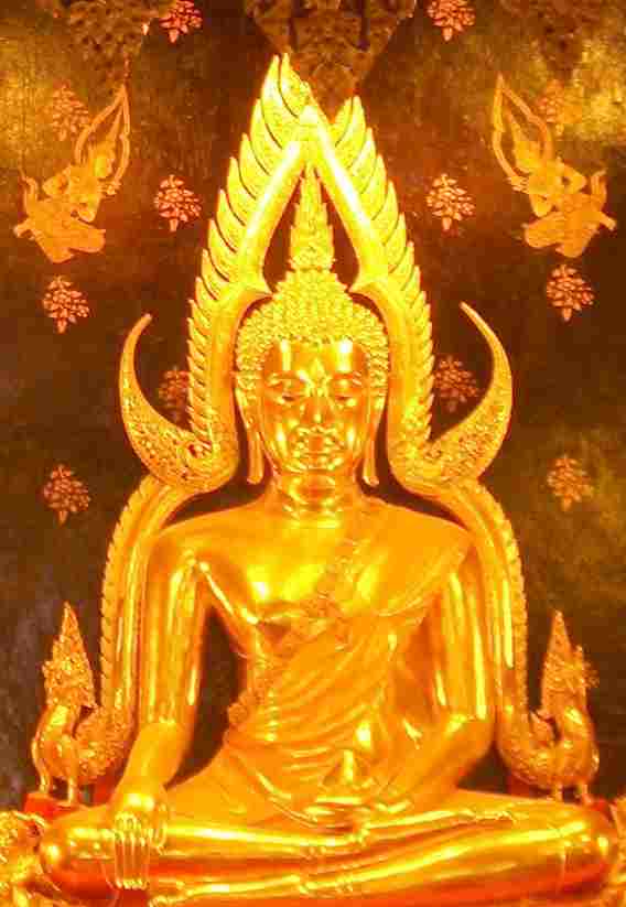 Boeddha Thailand.  Lees Goede vraag goed antwoord voor een duidelijke uitleg van het boeddhisme.